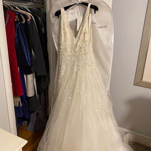 Anne Barge never-worn "Francoise" wedding dress - lightly altered